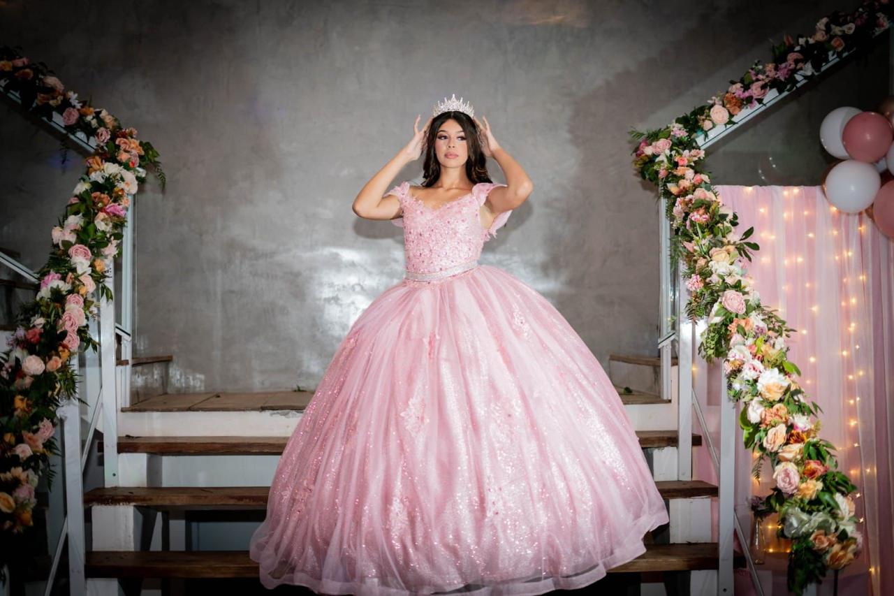 Debutante no Espaço MAC Eventos